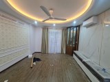 Bán nhà 146m2 phố Đê Quai, Tây Hồ Gara Ôtô Kinh doanh 18 tỷ