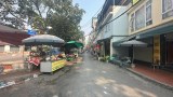 Cần bán nhà phố Chu Huy Mẫn Long Biên chỉ 6,3 tỷ với diên tích 43 m2  nhà lô góc kinh doanh tốt
