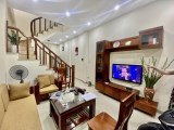 BÁN NHÀ NGUYÊN HỒNG, ĐỐNG ĐA, 62M2X5T, MT5.3M, 5 TỶ 2. LH 0983 416 997.