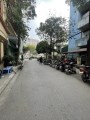 HOT !!!  XEM NGAY Nhà riêng phố Trung Kính, PHÂN LÔ Ô TÔ TRÁNH, VỈA HÈ RỘNG 50m2, MT5m, 4 tầng chắc