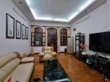Bán GẤP nhà phố Trần Quốc Hoàn, quận Cầu Giấy 55m2 * MT 4.2m, 5 tầng- Ô TÔ, KINH DOANH, giá nhỉnh