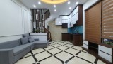 Bán nhà Gia Thụy, Nguyễn Văn Cừ: 35m2 * mt 4,8m. 3,7 tỷ sổ vuông, tặng nội thất