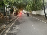 Bán nhà phố Chu Huy Mẫn chỉ 11,5 tỷ với diện tích 80 m2 vi trí đep cạnh trường học