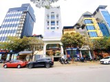 Bán tòa nhà 11 tầng mặt phố Hồ Tùng Mậu, 3 thoáng, View hồ, 140m2, MT8m, 60 tỷ