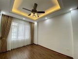 Bán nhà 122m2 phố Nghi Tàm, Tây Hồ 20m Ô tô tránh Đầu tư giá 8.95 Tỷ