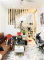 Bán nhà phố Vương Thừa Vũ, 41m2, 3 tỷ 4.