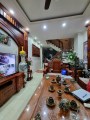 Bán gấp nhà Trần Quốc Hoàn, phân lô,gara tô, bán gấp giá chỉ 10 tỷ 0866585090