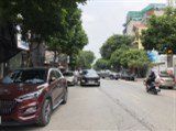 Bán đất Mặt phố Phố Trạm, vỉa hè, KD, 55 m2, MT 5 m, chỉ 13,5 tỷ.