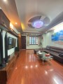 Cần Bán nhà Lạc Long Quân: diện tích 91m, 5 tầng, Mặt tiền 4.5m giá 8.7 tỷ