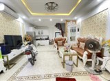 nhà đẹp THẠCH BÀN, ô tô đỗ cửa , tặng full nội thất  sang, sịn trị giá gần 1 tỷ đồng.