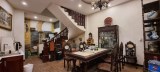 Bán căn nhà 98m2 phố Âu Cơ, Tây Hồ Gara Ô tô Vỉa hè rộng Kinh doanh tốt 9.8 Tỷ