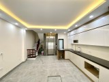 Bán nhà 34m2 Mặt phố Âu Cơ, Tây Hồ Ô tô 24 chỗ tránh Thang máy Nhập khẩu Kinh doanh đắc địa 10.1 Tỷ