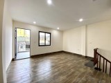 Bán căn nhà 39m2 Mặt phố Âu Cơ, Tây Hồ Ô tô 7 chỗ tránh Thang máy Kinh doanh đa dạng 10.4 Tỷ