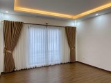 Bán nhà 94m2 phố Âu Cơ, Tây Hồ Dân xây 12 phòng ngủ Ô tô đô cổng 7.3 Tỷ