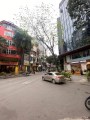 Bán Nhà Phân Lô Siêu Vip, Phố Hoàng Cầu, Quận Đống Đa, 75m x 7T, Giá 31 tỷ.