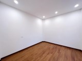 Bán ngôi nhà 95m2 phố Âu cơ, Tây Hồ Ô tô đỗ cổng Lô góc Giá đầu tư 7.1 Tỷ