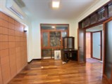Bán ngôi nhà 49m2 phố Âu Cơ, Tây Hồ Chủ tự xây 4 phòng ngủ Mặt phố 10m 3.1 Tỷ