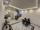 CHO THUÊ NHÀ NGUYÊN CĂN PHÚC LỢI, LONG BIÊN 40M2 * 5 TẦNG * NHÀ MỚI XÂY