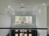 Bán căn nhà 57m2 phố Âu Cơ, Tây Hồ Gara Ô tô Thang máy Đức Kinh doanh đắc địa 7.4 Tỷ