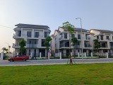 Bán gấp căn Villa 180m2 giá rẻ hơn thị trường 1 tỷ Centa Riverside Vsip Từ Sơn.