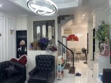 Bán ngôi nhà 78m2 phố Âu Cơ, Tây Hồ Ô tô đỗ cổng Mặt tiền Quyền lực Ô tô tránh 20m 6.3 Tỷ