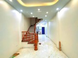 NHÀ ĐẸP GẦN PHỐ CẦU GIẤY - TRUNG TÂM QUẬN CẦU GIẤY- Ở SIÊU VIP: 45 M2 6.5 TỶ