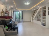 Bán nhà Quận 7, Hoàng Quốc Việt, 60m2, Ngang 5m, 4 Tầng, 5PN  phong cách Châu Âu, Giá 8.6 tỷ TL