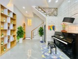 Dt(4.5x18m) mặt tiền đường Tô Hiệu, Tân Phú, gần bên trung tâm thương mại TTC.