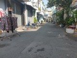 TÂN PHÚ NHỈNH 80 TRIỆU / M2 . NHÀ TÔ HIỆU . HẺM RỘNG 6M . 63M2 . Ô TÔ NGỦ TRONG NHÀ .