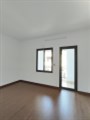 Bán căn nhà 95m2 phố Nghi Tàm, Tây Hồ Ngõ Ô tô tránh Vỉa hè rộng Kinh doanh vô đối 9.5 Tỷ