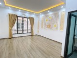 Bán ngôi nhà 68m2 phố Nghi Tàm, Tây Hồ 6 tầng Thang máy XỊN 10m Ô tô dừng đỗ 6 Tỷ