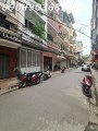 BÁN NHÀ MẶT PHỐ 43 m² MT 5,6 m, Ô TÔ tránh Vỉa Hè .GIÁ 5,95 TỶ.