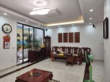 Bán nhà ngõ 5 Hoàng Quốc Việt 140m2 x 4 tầng , gần phố Nguyễn Đình Hoàn , ngõ thông mà giá có 14 tỷ