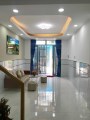 Chủ Ngộp Bank Bán Nhà Công Viên Làng Hoa GV 42m2 Giá 3 tỷ 5