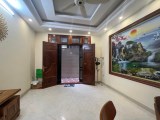 BÁN NHÀ NGUYỄN VĂN CỪ,  LONG BIÊN DT 38M, 5T, 4TỶ5 , NHÀ DÂN XÂY, GẦN PHỐ FULL NỘI THẤT Ô TÔ ĐỖ