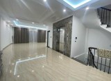 Bán toà văn phòng mới đẹp 8T thang máy Lạc Long Quân view Hồ Tây 27.5 tỷ