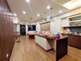 Bán ngôi nhà 92m2 phố Âu Cơ, Tây Hồ Gara Ô tô Vỉa hè đẹp Kinh doanh siêu đỉnh 9.4 Tỷ