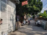 Bán nhà phố Gia Quất giá rẻ chỉ 2,9 Tỷ diện tích 40m2 ô tô đỗ cửa