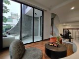 Bán ngôi nhà 39m2 phố Nguyễn Sơn, Long Biên Gara Ô tô phi Thang máy XỊN 5.3 Tỷ