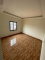 Bán căn nhà 39m2 phố Nguyễn Sơn, Long Biên Gara Ô tô phi Thang máy 5.2 Tỷ