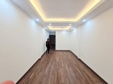 Bán nhà 61m2 phố Nghi Tàm, Tây Hồ Thang máy Nhập 6 ngủ 10m 2 Ô tô đua 6.2 Tỷ