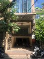 Nhà 2 tầng cũ Đống Đa ô tô tránh, vỉa hè rộng ô tô đỗ ngày và đêm 80m2, MT6m, giá 12 tỷ (có thương