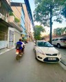 Hiếm 62m2 phố Phạm Văn Đồng KD sầm uất, đường thông ô tô, 4 tầng 9.5 tỷ