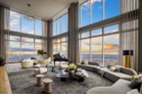 Bán căn sky villa thông tầng 271m2 đẳng cấp tại Long Biên ban công view trọn hồ điều hòa