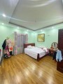 Bán nhà 71m2 phố Nghi Tàm, Tây Hồ Gara Ô tô 8 phòng Dòng tiền khủng 9.4 Tỷ