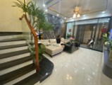 Bán nhà 75m2 phố Nghi Tàm, Tây Hồ Thang máy 8 phòng Dòng tiền tốt 9.1 Tỷ