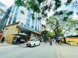 ( BÁN NHANH) Tòa nhà Mặt phố Thái Thịnh 90m2, mặt tiền 8.3m, Lô góc 2 mặt đường, sổ vuông