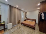 62m Mặt Tiền 5m Phố Chùa Láng. Chủ Cần Tiền Nên Muốn Bán Nhanh