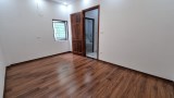 Bán nhà 81m2 phố Nguyễn Văn Cừ, Long Biên Gara Ô tô tránh Vỉa hè 3m Kinh doanh tốt Giá 4.6 Tỷ
