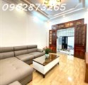 Bán nhà. Đường Trường Lâm, Quận Long Biên. Oto vào tận cửa, hai xe tránh nhau. Nội thất hiện đại,